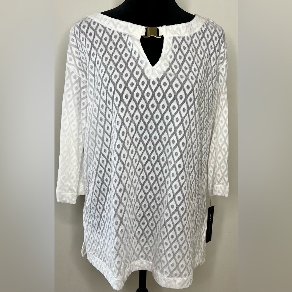 NWT Dana Buchman sheer white 3/4 sleeves blouse with gold buckle detail. Medium